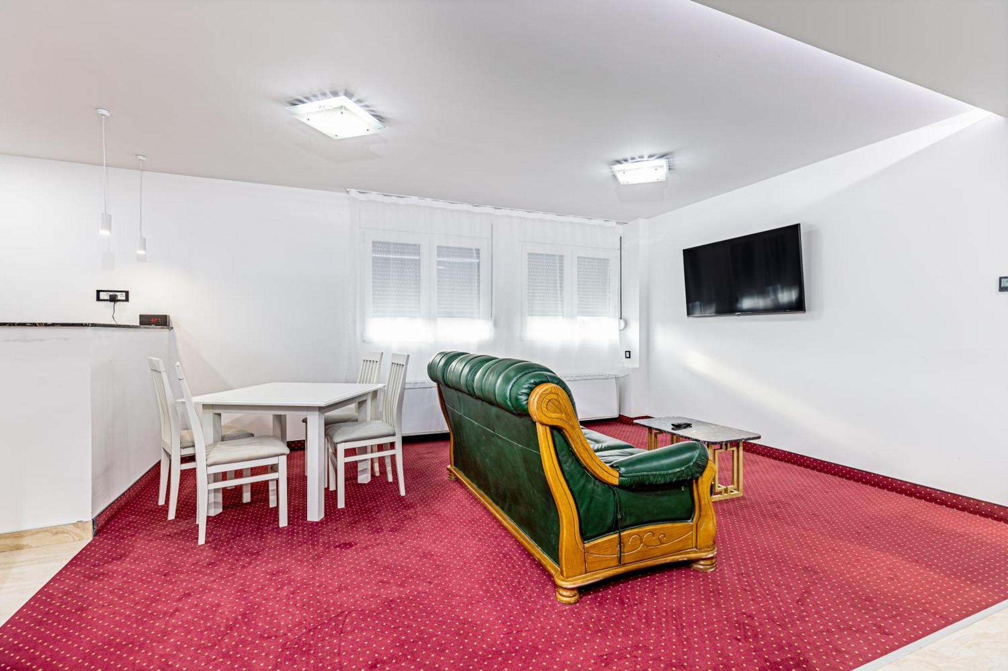 Fors Resort & Spa Belgrado Esterno foto