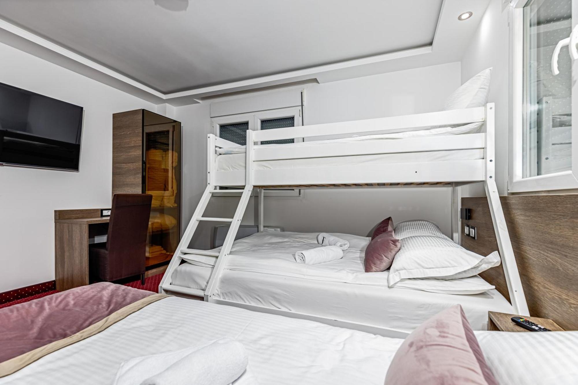 Fors Resort & Spa Belgrado Esterno foto