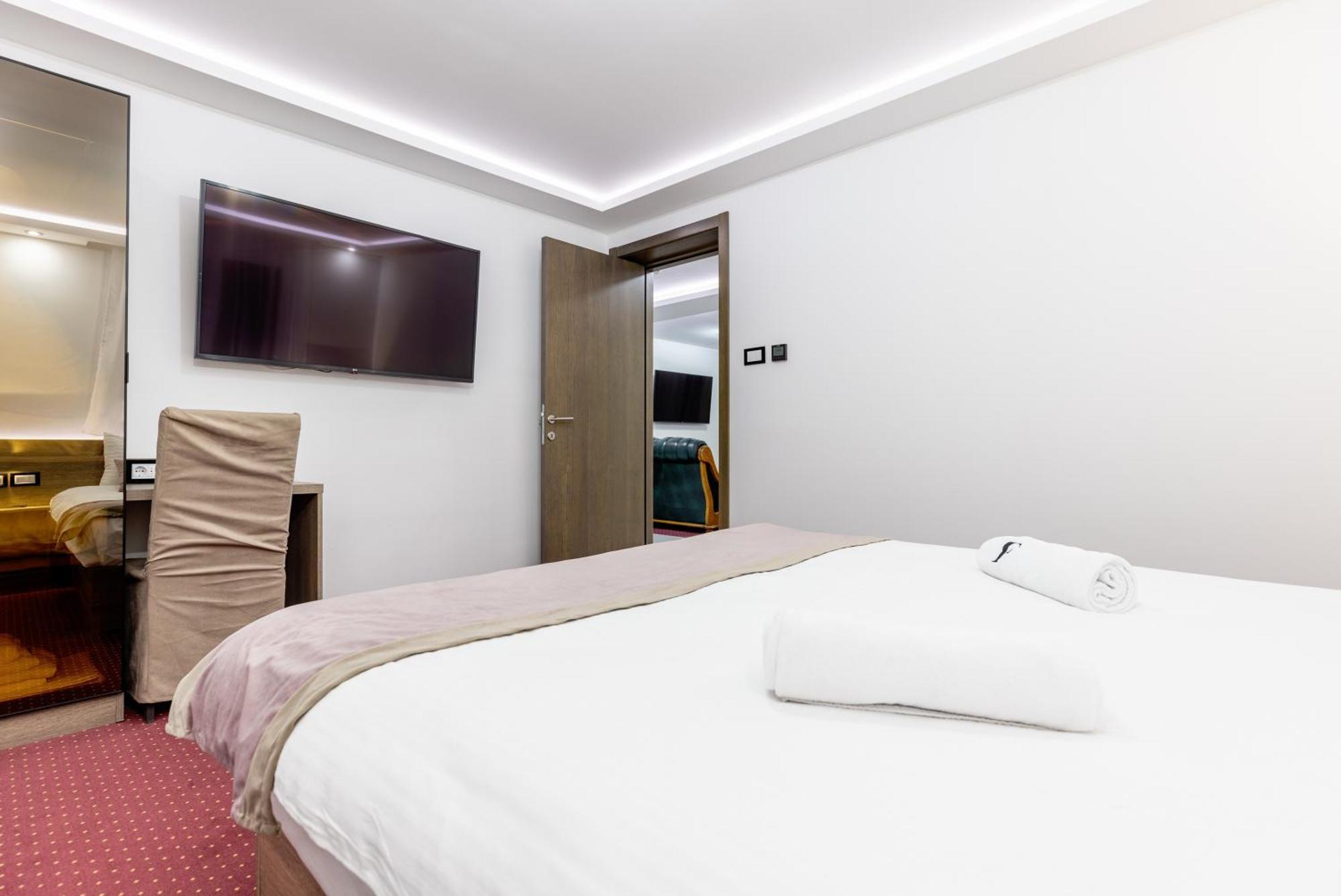 Fors Resort & Spa Belgrado Esterno foto